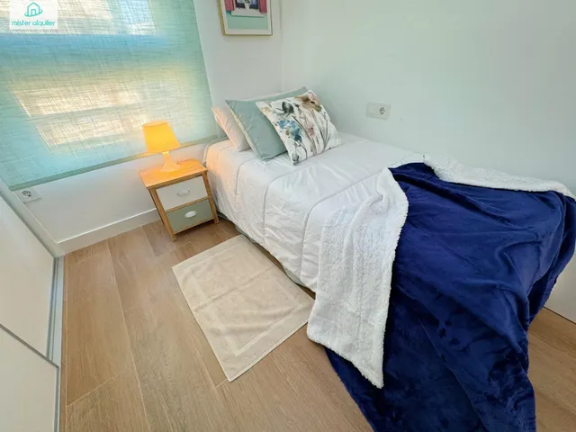 CONFORT Y TRANQUILIDAD JUNTO AL MAR EN EL CAMPELLO: APARTAMENTO PERFECTO PARA ESTANCIAS PROLONGADAS — 14