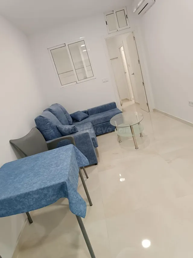 Planta baja 1 habitación 45m² en alquiler - Alipark - foto 4