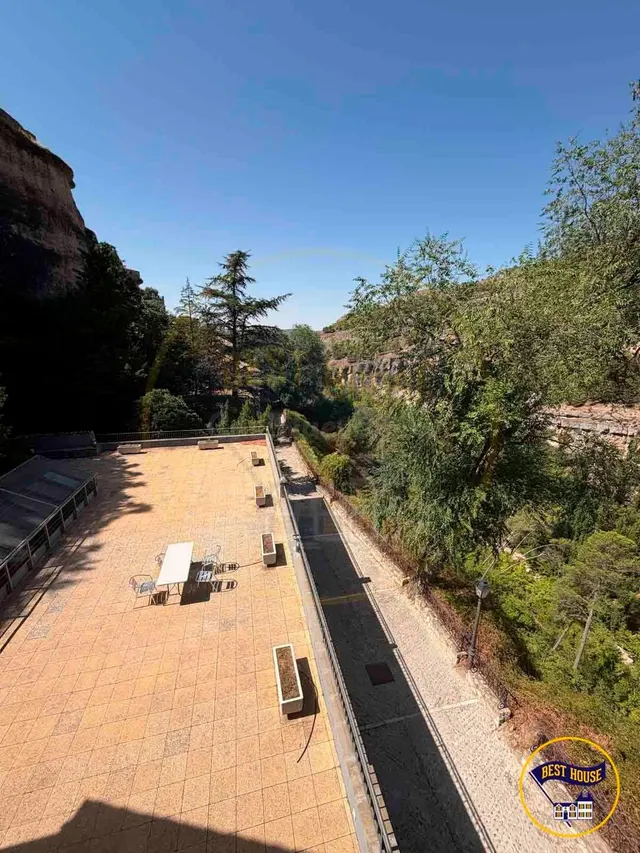 EDIFICIO SINGULAR EN VENTA EN EL CASCO ANTIGUO DE CUENCA — 34