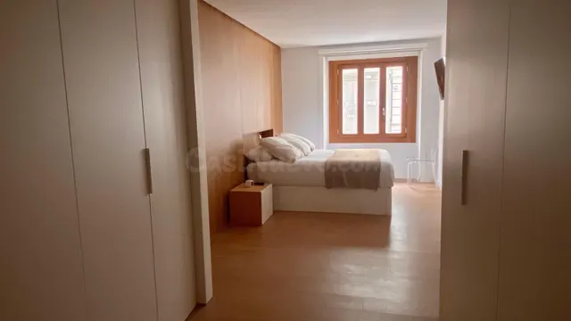 Piso 3 habitaciones 144m² en alquiler - El Mercat — 12