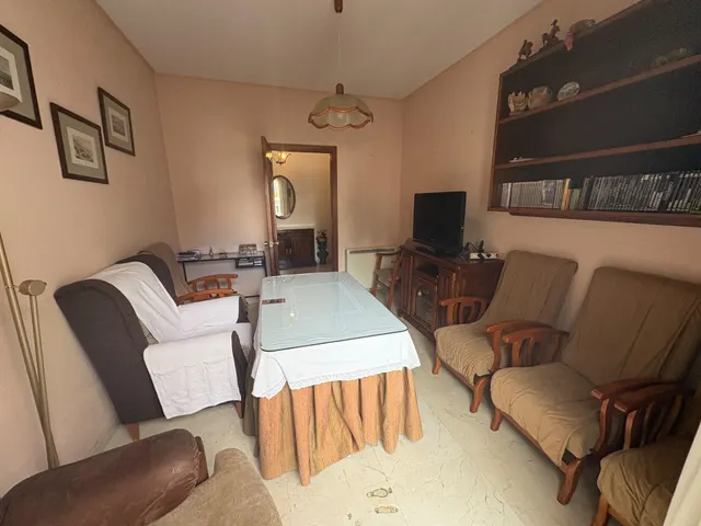 GRAN VIVIENDA DE CINCO DORMITORIOS Y DESPACHO, EN PLENO CENTRO, MUY CERCA DE LAS TENDILLAS, GARAJE INCLUIDO!!!! — 10