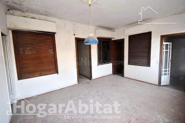 ¡Hazla a tu gusto! Casa amplia y luminosa de tres alturas pa - foto 4