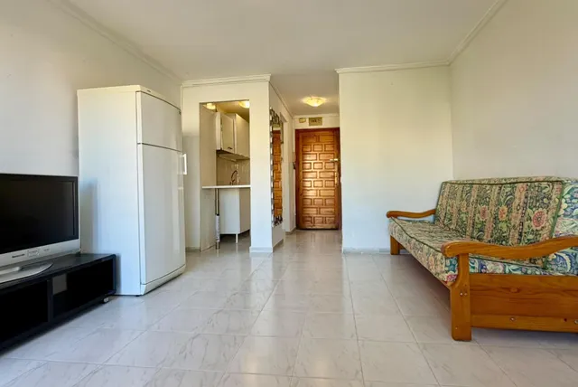 Estudio en Venta a Pasos de la Playa del Cura, Torrevieja - foto 2