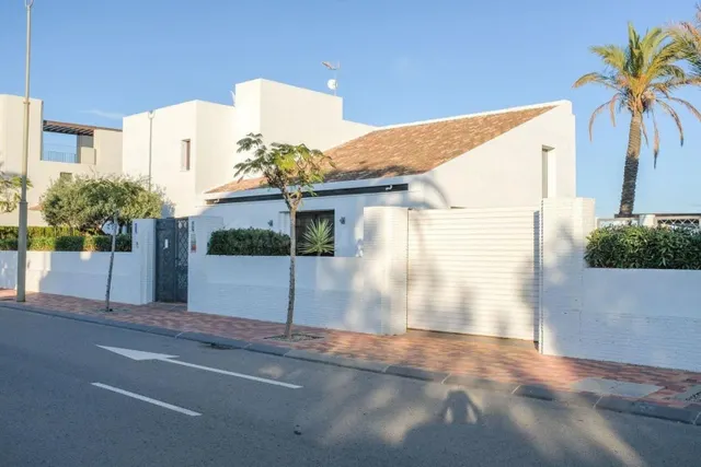 Villa 4 habitaciones 100m² en venta - Jerónimo Y Avileses — 4