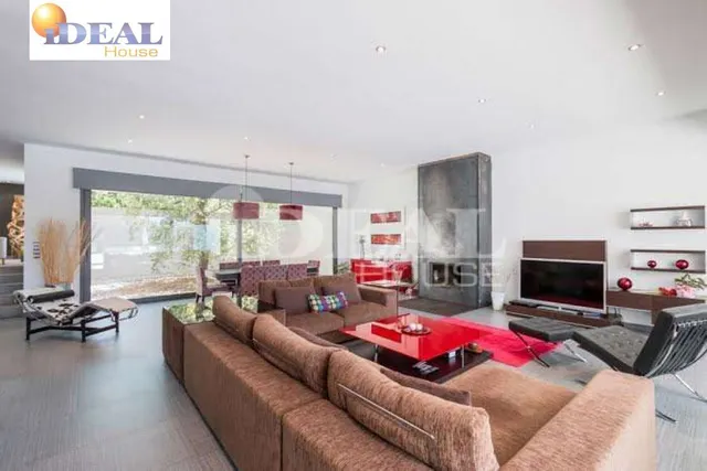 Ref.: A8488G7. Increible chalet de lujo y diseño, parcela 1500 m2,  piscina propia, pista de padel. — 9
