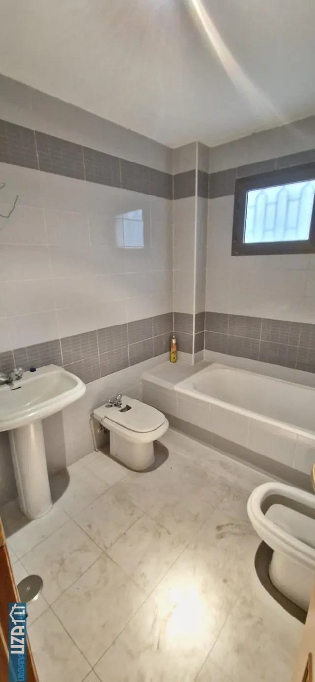 Edificio en Venta en el Corazón de Alicante: Oportunidad Única — 13
