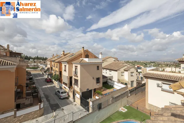 Ático en venta en La Zubia — 32