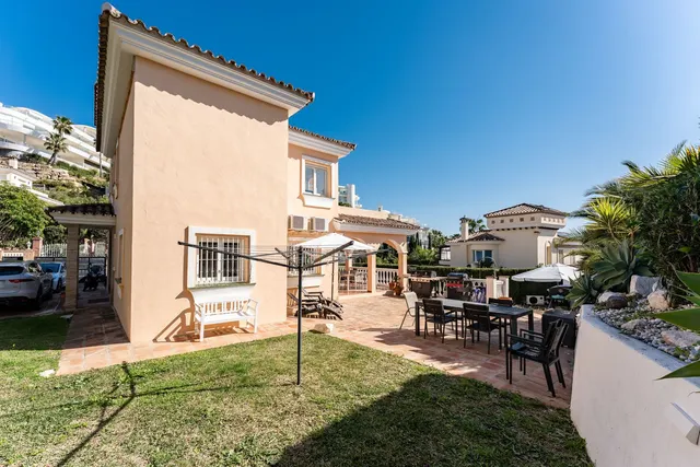 Chalet 5 habitaciones 258m² en venta - Centro — 37