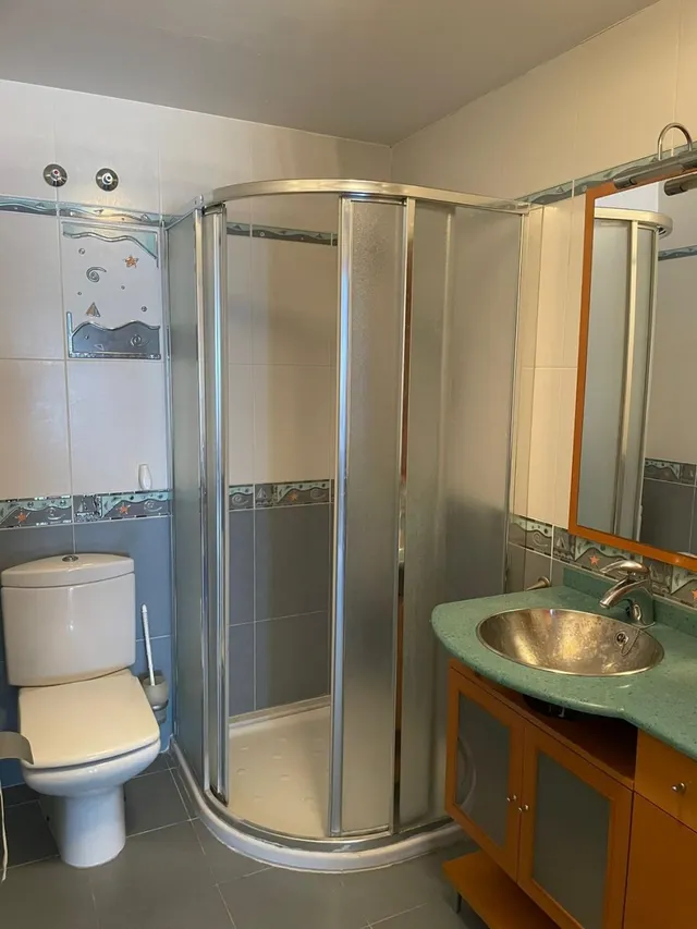 CENTRO GANDIA - PISO 4 HAB - SE VENDE — 18
