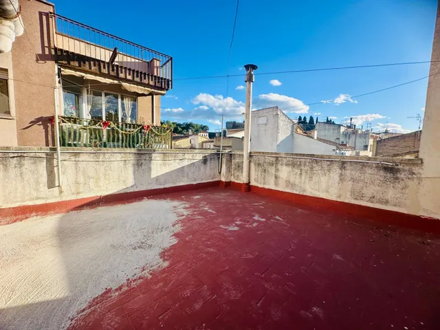 Fantástica casa esquinera en Remolins — 18