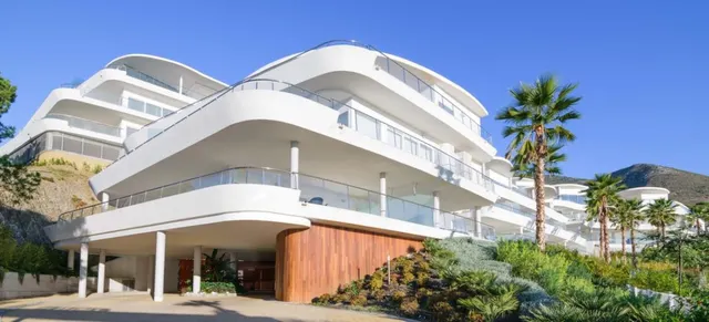 LLAVE EN MANO. ÁTICO IMPRESIONANTE CON ENORME TERRAZA, ORIENTACIÓN SUR Y VISTAS PANORÁMICAS AL MAR — 22