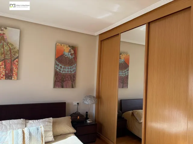 CHALET PAREADO  PRÓXIMO A ESPACIO LEÓN — 18