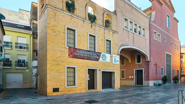 Casa independiente en el casco histórico de Gandia — 47