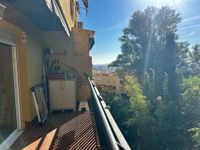 Duplex con apartamento independiente y patio privado en Málaga — 7