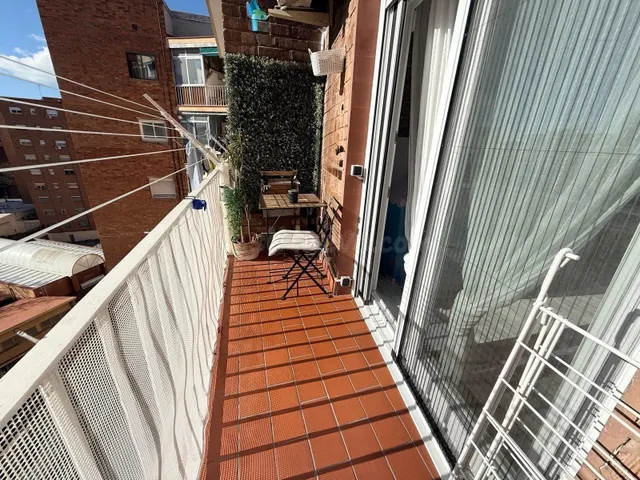 Encantador Piso con trastero, en La Marina del Port, Barcelona - ¡Una Oportunidad Única por 309.000€! — 5