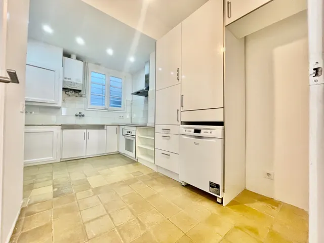 Piso alto de 3 hab. + Vestidor, baño y aseo  - Junto Clinica del Pilar — 7