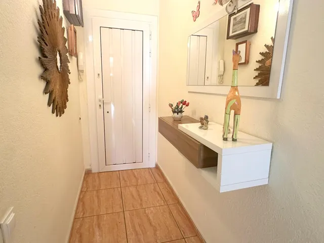 PISO CON TERRAZA Y VISTAS AL MAR A SOLO 100 METROS DE LA PLAYA !!! — 14