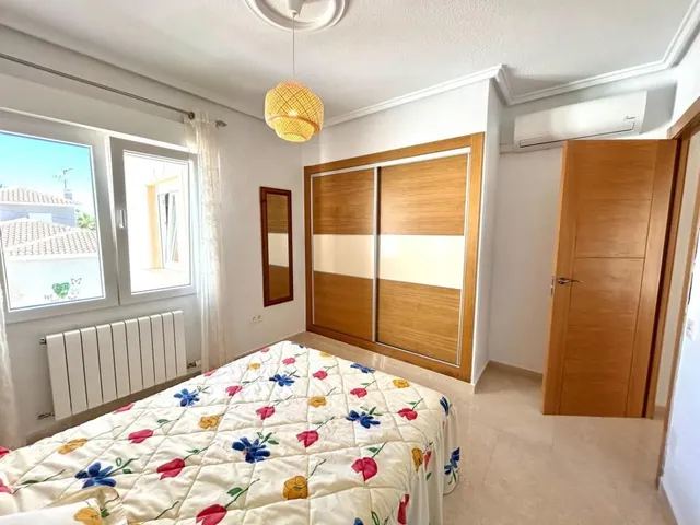 Villa 5 habitaciones 246m² en venta - Centro de la Ciudad Quesada — 17
