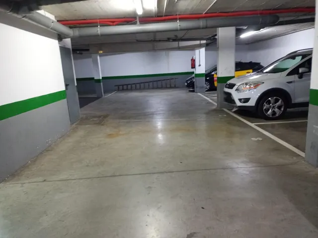 PLAZA DE PARKING EN C/EMPURIES SABADELL — 9