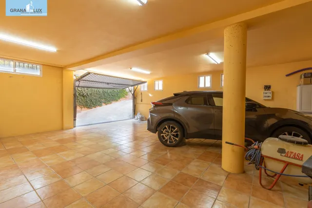 Exclusiva vivienda con piscina en Viñas del Rey — 45