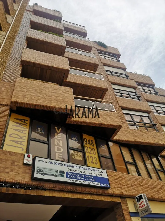 ENTREPLANTA COMERCIAL EN CENTRO DE TUDELA - foto 4