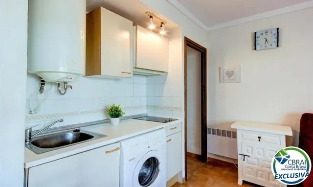 Apartamento con terraza, piscina, parking y licencia turística en Puig Rom – Roses — 14