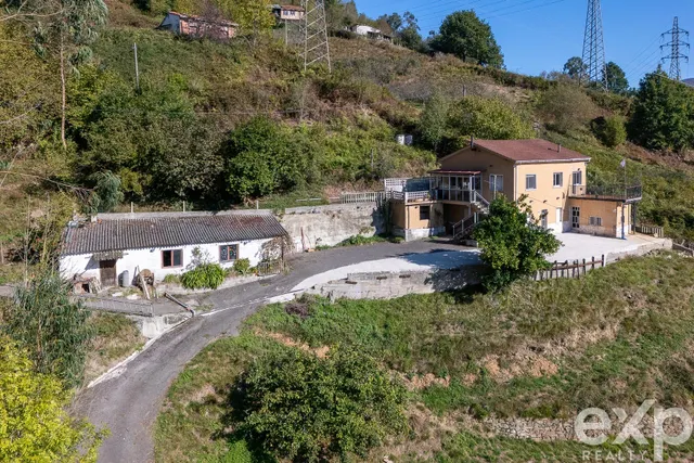 Casa con finca de 4.749 m2, cochera y granero en san martín del rey aurelio — 6