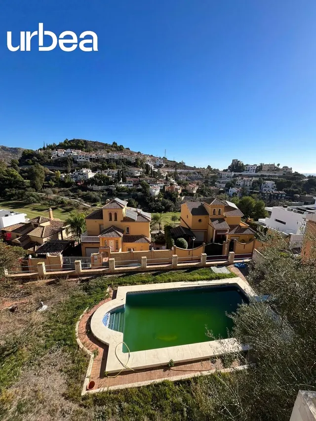 CHALET INDEPENDIENTE EXCLUSIVO EN EL CANDADO — 4
