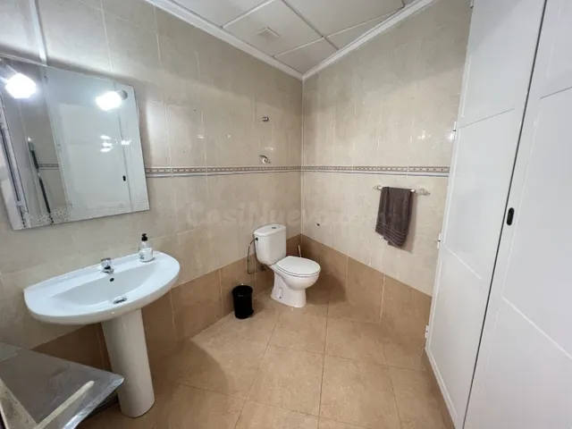 Local comercial 1 habitación 62m² en venta - CENTRO — 4