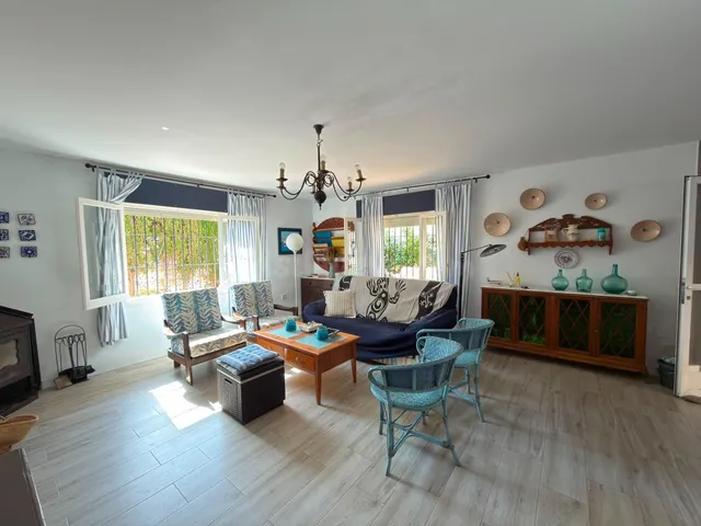 VENTA DE CHALET EN EL HORNILLO, ÁGUILAS