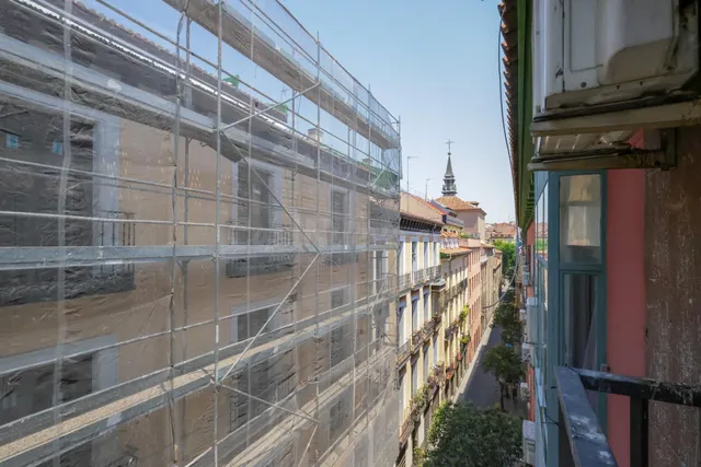 Piso en venta en Calle de la Luna 8, Madrid - foto 4