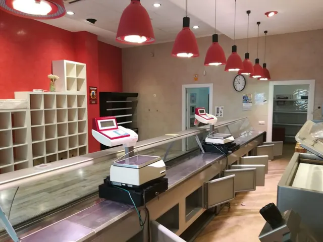 Urbis te ofrece un estupendo local comercial en zona Alamedi - foto 5