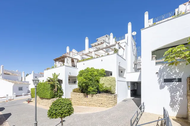 Planta baja 2 habitaciones 90m² en alquiler - Marbella — 34