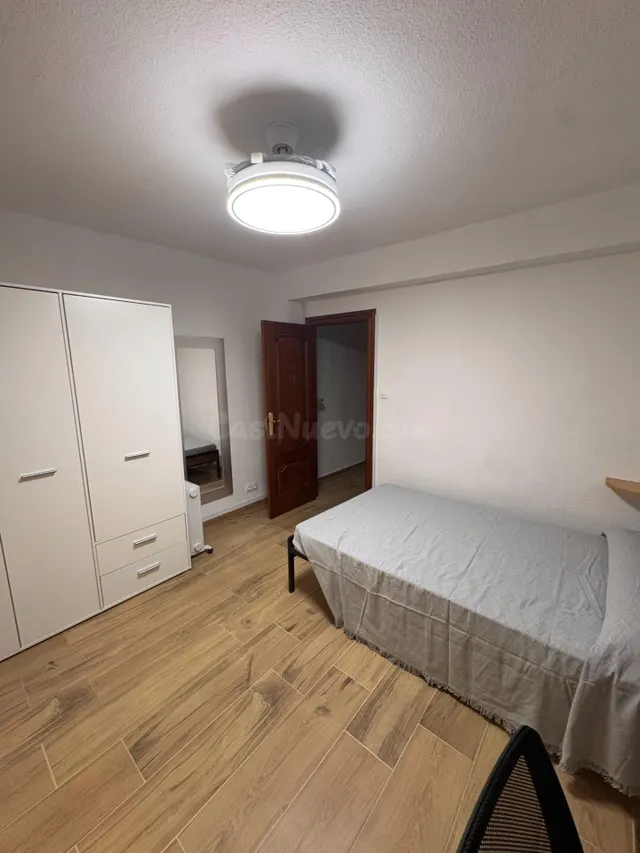 Piso alquiler Granada centro ( zona calle mesones) — 5