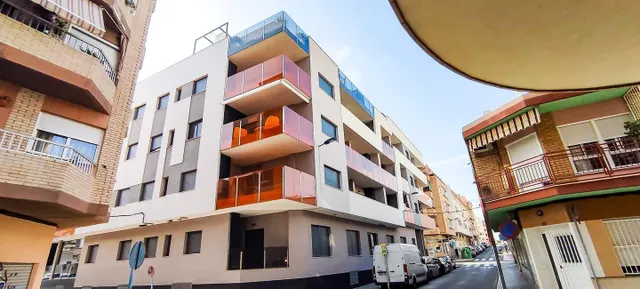 Nuevo apartamento a tan solo 450 m del mar con piscina y aparcamiento!!! — 26