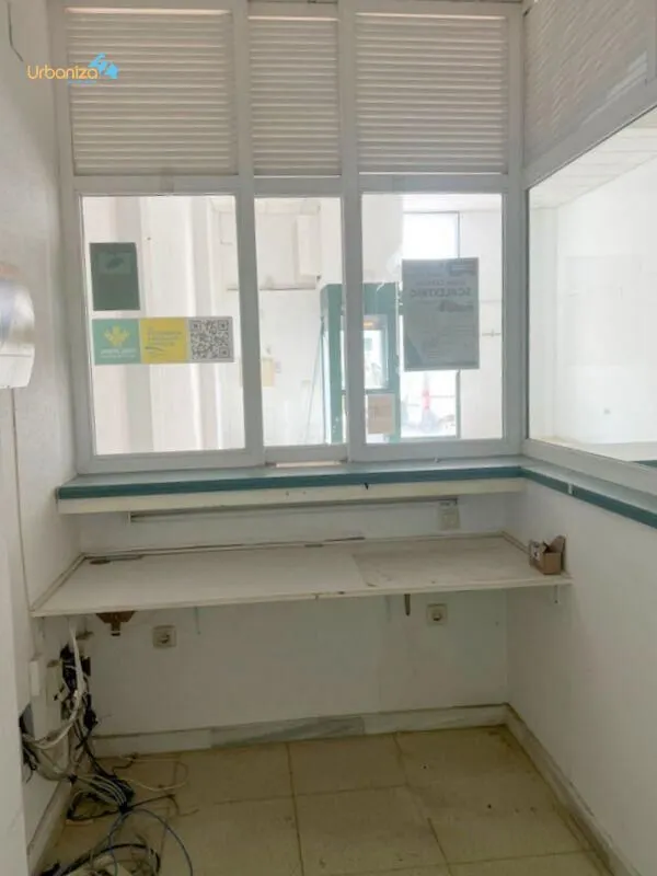 LOCAL ACONDICIONADO EN BARRIADA DE LLERA CON MUCHAS POSIBILIDADES — 8