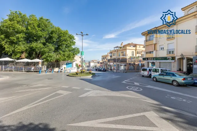LOCAL COMERCIAL CON 100M2 EN LA ZUBIA - foto 2