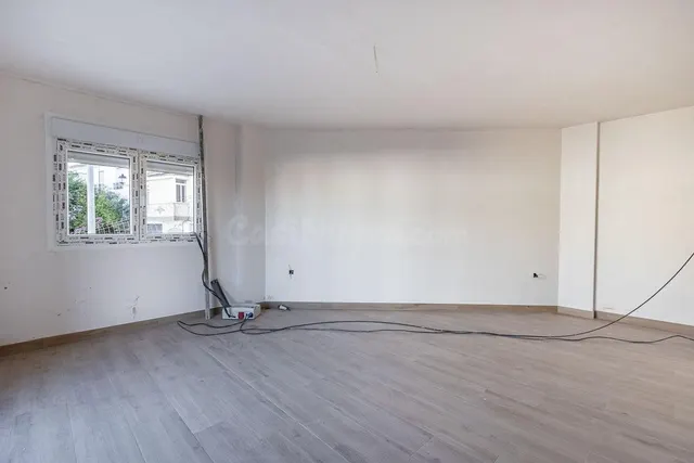 OBRA NUEVA EN LOJA — 2