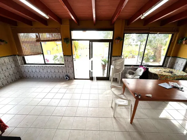 Casa adosada independiente en venta en el Rebolledo, elche. 3000m2 de parcela y 120 m2 de vivienda — 8