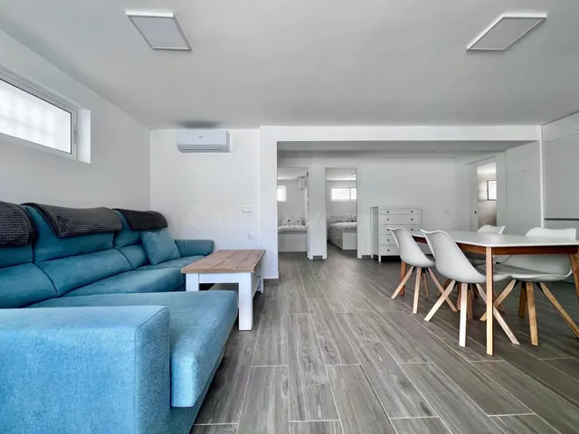 Villa de 5 dormitorios y 4 baños en San Miguel de Salinas (Alicante) — 27