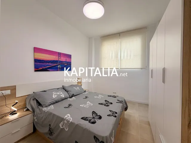 PISO EN EL BARRI DEL CAMÍ — 11