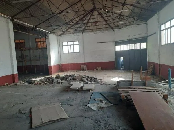 Local comercial antes una bodega — 12