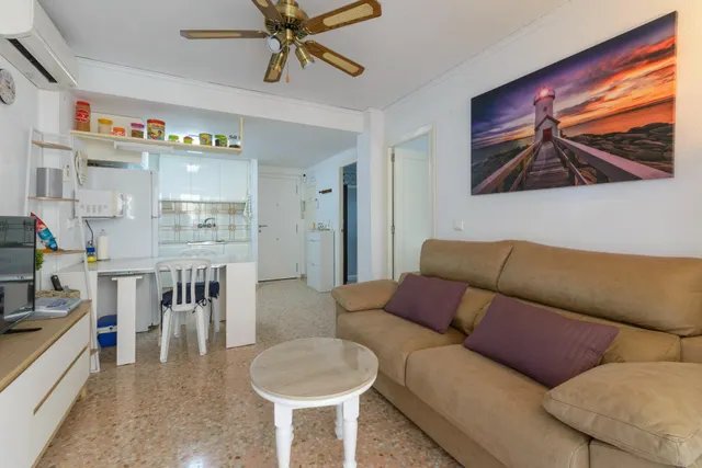 Apartamento Reformado a 100 m de la Playa en Bellreguard – Oportunidad Única — 7