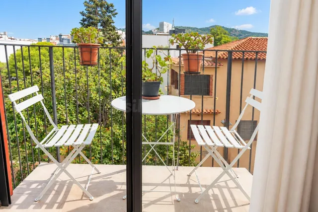 VIVIENDA OBRA NUEVA ACABADA JUNTO PLAZA DE LA VILA