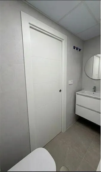 Alquiler de obra nueva con cocina con isla, balcón y piscina comunitaria — 17