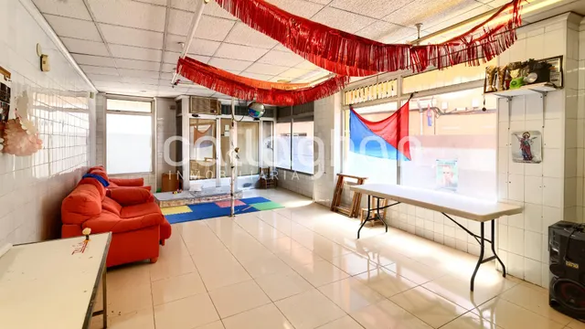 Se vende vivienda esquinera con múltiples posibilidades — 42