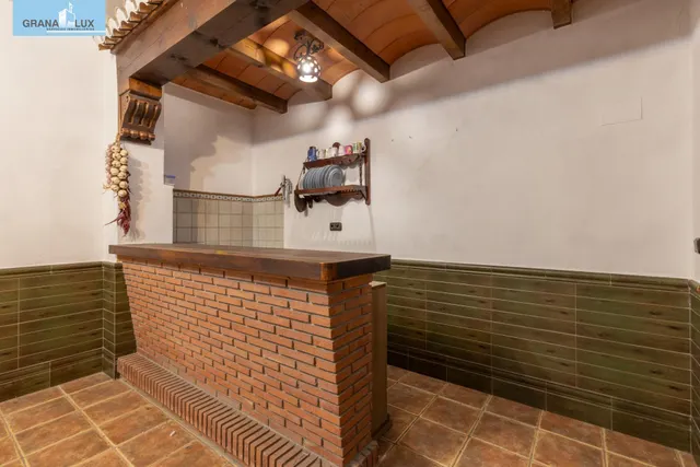 Casa adosada con terraza, vistas a Granada y Sierra Nevada, garaje y sótano — 46