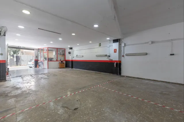Local comercial 123m² en venta - Zona metropolitana — 9