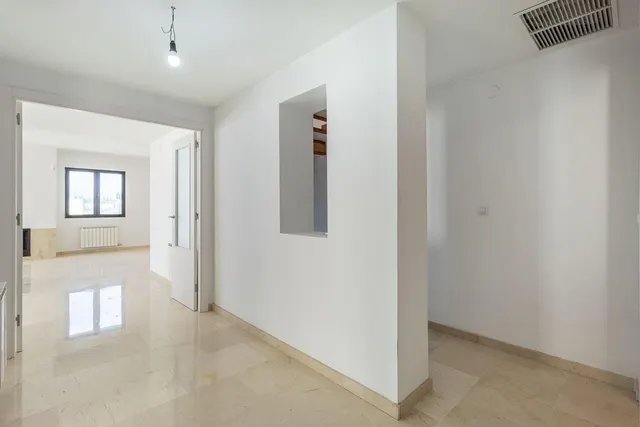 PRECIOSO CHALET EN LOMA VERDE — 16