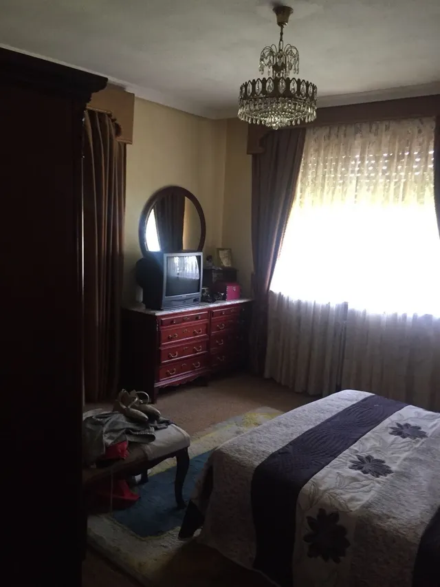 URBANIZACION LA MINA, SE VENDE CHALET — 43